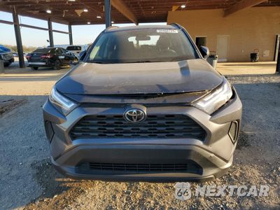 Piąte zdjęcie samochodu w środku: 2023 TOYOTA RAV4 XLE VIN:2T3W1RFVXPC219974 - miniatura