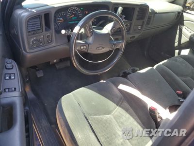 Zdjęcie 8 z 14 samochodu: 2004 CHEVROLET SILVERADO C1500 VIN:2GCEC19T541269511 - miniatura