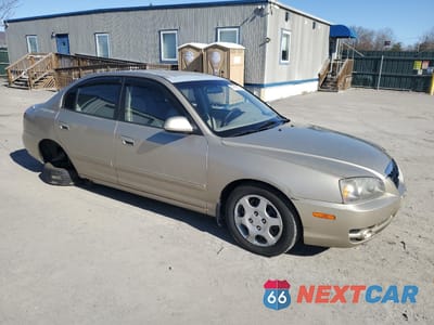 Czwarte zdjęcie samochodu z boku: 2002 HYUNDAI ELANTRA GLS VIN:KMHDN45D62U395234 - miniatura