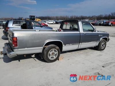 Trzecie zdjęcie samochodu z tyłu: 1987 DODGE DAKOTA VIN:1B7GN14M1HS422720 - miniatura