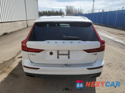 Zdjęcie 6 z 13 samochodu: 2021 VOLVO V60 CROSS COUNTRY T5 MOMENTUM VIN:YV4102WK3M1065110 - miniatura