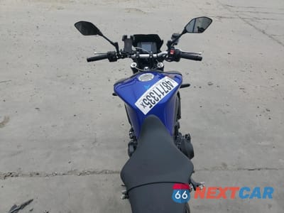 Zdjęcie 6 z 10 samochodu: 2023 YAMAHA MT09 VIN:JYARN71E2PA003784 - miniatura
