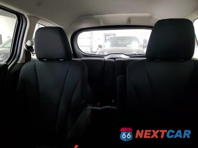 Zdjęcie 10 z 16 samochodu: 2014 MAZDA 5 SPORT VIN:JM1CW2BLXE0171148 - miniatura