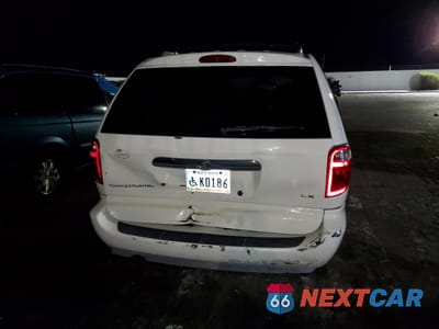 Zdjęcie 6 z 13 samochodu: 2005 CHRYSLER TOWN & COUNTRY LX VIN:2C4GP44R35R543026 - miniatura