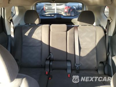 Zdjęcie 10 z 15 samochodu: 2016 NISSAN ROGUE S VIN:KNMAT2MV2GP702853 - miniatura