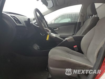 Zdjęcie 7 z 14 samochodu: 2013 TOYOTA PRIUS VIN:JTDKN3DU7D1618702 - miniatura