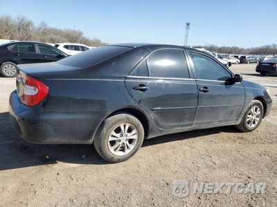 Trzecie zdjęcie samochodu z tyłu: 2004 TOYOTA CAMRY LE VIN:4T1BF32K24U078703 - miniatura