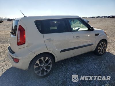 Trzecie zdjęcie samochodu z tyłu: 2013 KIA SOUL + VIN:KNDJT2A64D7555265 - miniatura
