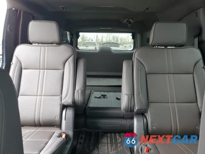 Zdjęcie 10 z 15 samochodu: 2025 CHEVROLET SUBURBAN C1500 HIGH COUNTRY VIN:1GNS5GRL6SR161197 - miniatura