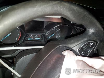 Zdjęcie 9 z 13 samochodu: 2018 FORD ESCAPE SE VIN:1FMCU0GDXJUD29692 - miniatura