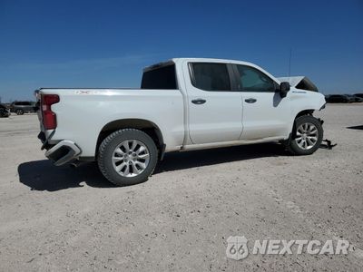 Trzecie zdjęcie samochodu z tyłu: 2020 CHEVROLET SILVERADO K1500 CUSTOM VIN:1GCPYBEK8LZ193706 - miniatura