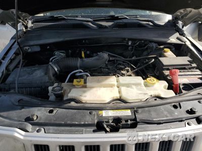 Zdjęcie 14 z 15 samochodu: 2011 JEEP LIBERTY SPORT VIN:1J4PP2GK6BW520145 - miniatura
