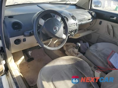 Zdjęcie 8 z 14 samochodu: 2003 VOLKSWAGEN NEW BEETLE GL TDI VIN:3VWBP21C03M422129 - miniatura