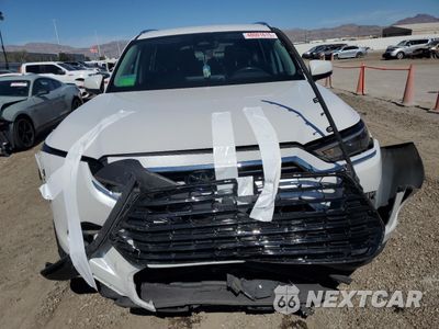 Piąte zdjęcie samochodu w środku: 2024 TOYOTA GRAND HIGHLANDER XLE VIN:5TDACAB57RS003174 - miniatura