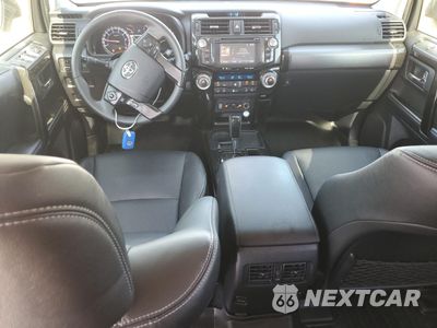 Zdjęcie 8 z 13 samochodu: 2019 TOYOTA 4RUNNER SR5 VIN:JTEZU5JR7K5200560 - miniatura