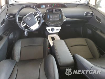 Zdjęcie 8 z 12 samochodu: 2016 TOYOTA PRIUS VIN:JTDKARFU6G3003935 - miniatura