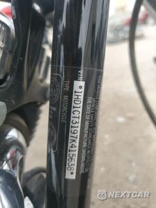 Zdjęcie 8 z 8 samochodu: 2007 HARLEY-DAVIDSON XL1200 C VIN:1HD1CT3197K415638 - miniatura