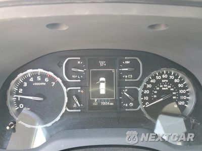 Zdjęcie 9 z 15 samochodu: 2018 TOYOTA TUNDRA CREWMAX SR5 VIN:5TFDY5F15JX721947 - miniatura
