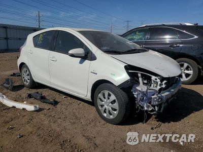 Czwarte zdjęcie samochodu z boku: 2014 TOYOTA PRIUS C VIN:JTDKDTB33E1076349 - miniatura