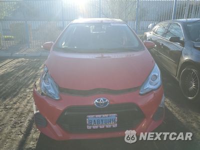 Piąte zdjęcie samochodu w środku: 2016 TOYOTA PRIUS C VIN:JTDKDTB33G1120949 - miniatura