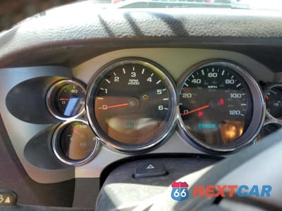 Zdjęcie 9 z 12 samochodu: 2008 GMC SIERRA K2500 HEAVY DUTY VIN:1GTHK29K48E138099 - miniatura