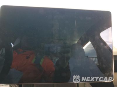 Zdjęcie 9 z 12 samochodu: 2021 TESLA MODEL Y VIN:5YJYGDEE8MF271938 - miniatura