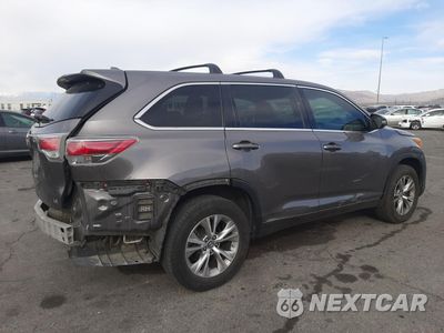 Trzecie zdjęcie samochodu z tyłu: 2016 TOYOTA HIGHLANDER LE VIN:5TDZKRFH6GS174021 - miniatura
