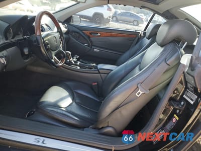 Zdjęcie 7 z 13 samochodu: 2005 MERCEDES-BENZ SL 500 VIN:WDBSK75F75F097824 - miniatura