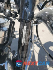 Zdjęcie 9 z 9 samochodu: 2009 HARLEY-DAVIDSON XL1200 C VIN:1HD1CT3139K459671 - miniatura