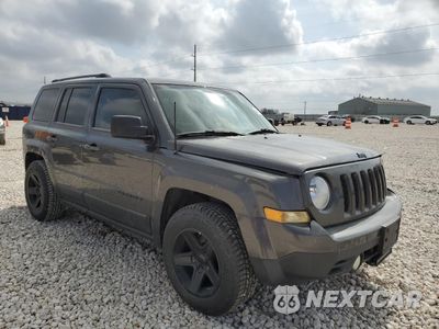 Czwarte zdjęcie samochodu z boku: 2014 JEEP PATRIOT SPORT VIN:1C4NJPBA3ED769884 - miniatura