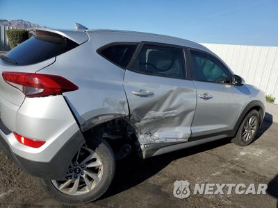 Trzecie zdjęcie samochodu z tyłu: 2018 HYUNDAI TUCSON SEL VIN:KM8J33A40JU771157 - miniatura