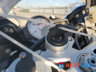 Zdjęcie 8 z 12 samochodu: 2019 BMW S 1000 RR VIN:WB10D6004KZ711770 - miniatura