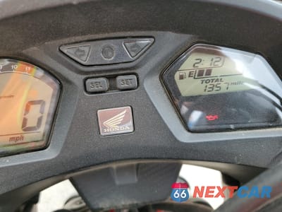 Zdjęcie 7 z 10 samochodu: 2018 HONDA CBR650 F VIN:MLHRC7402J5400368 - miniatura