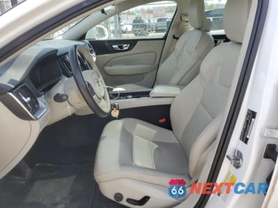 Zdjęcie 7 z 13 samochodu: 2020 VOLVO S60 T6 MOMENTUM VIN:7JRA22TK8LG045384 - miniatura