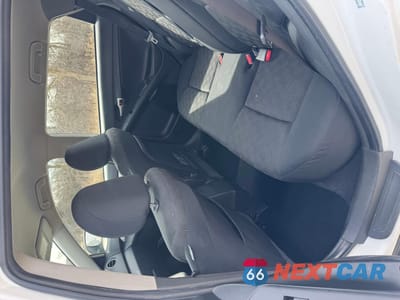 Zdjęcie 6 z 10 samochodu: 2009 PONTIAC VIBE VIN:5Y2SM67019Z409879 - miniatura
