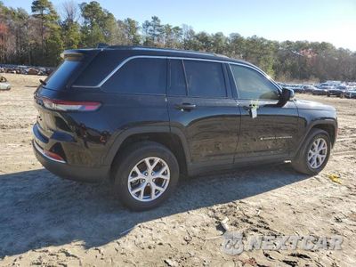 Trzecie zdjęcie samochodu z tyłu: 2022 JEEP GRAND CHEROKEE LIMITED VIN:1C4RJHBG9N8540758 - miniatura