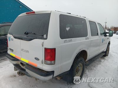 Trzecie zdjęcie samochodu z tyłu: 2000 FORD EXCURSION XLT VIN:1FMSU41F8YEE41800 - miniatura
