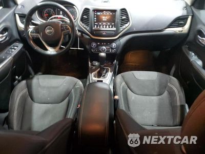 Zdjęcie 8 z 13 samochodu: 2015 JEEP CHEROKEE LATITUDE VIN:1C4PJMCSXFW757042 - miniatura
