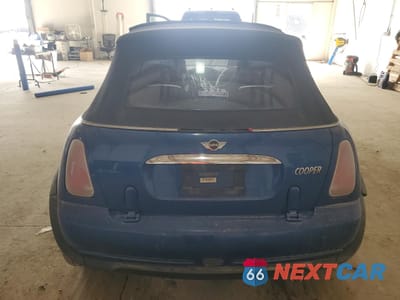 Zdjęcie 6 z 12 samochodu: 2005 MINI COOPER VIN:WMWRF33575TF62966 - miniatura