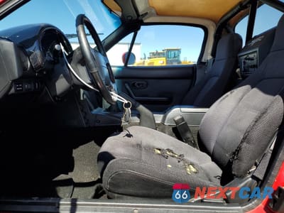 Zdjęcie 7 z 12 samochodu: 1991 MAZDA MX-5 MIATA VIN:JM1NA3513M0215559 - miniatura