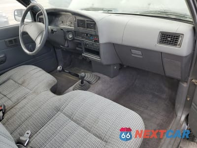 Zdjęcie 8 z 12 samochodu: 1991 TOYOTA PICKUP 1/2 TON SHORT WHEELBASE DLX VIN:JT4RN01P5M0016558 - miniatura