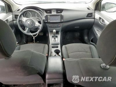 Zdjęcie 8 z 12 samochodu: 2019 NISSAN SENTRA S VIN:3N1AB7AP7KY249734 - miniatura