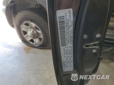 Zdjęcie 14 z 15 samochodu: 2017 RAM 2500 ST VIN:3C6UR5HJ2HG537730 - miniatura