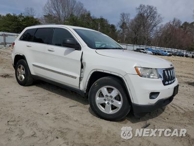 Czwarte zdjęcie samochodu z boku: 2012 JEEP GRAND CHEROKEE LAREDO VIN:1C4RJFAG6CC332174 - miniatura