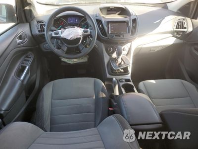 Zdjęcie 8 z 14 samochodu: 2013 FORD ESCAPE SE VIN:1FMCU9G93DUB70664 - miniatura