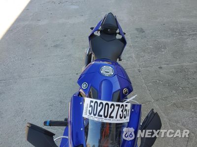 Piąte zdjęcie samochodu w środku: 2023 YAMAHA YZFR1 VIN:JYARN66E9PA002845 - miniatura