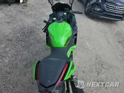 Zdjęcie 6 z 9 samochodu: 2023 KAWASAKI EX400 VIN:JKAEXKG18PDAR7928 - miniatura