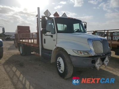 2003 INTERNATIONAL 4000 4400 1HTMKAAN73H592839 - główne zdjęcie licytacji z USA - miniatura