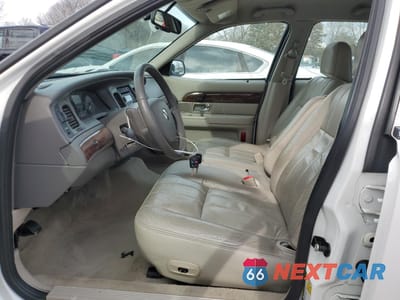 Zdjęcie 7 z 12 samochodu: 2009 MERCURY GRAND MARQUIS LS VIN:2MEHM75V59X603284 - miniatura