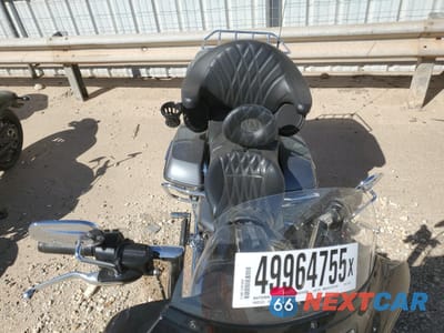 Piąte zdjęcie samochodu w środku: 2021 HARLEY-DAVIDSON FLHTK VIN:1HD1KEF16MB670267 - miniatura